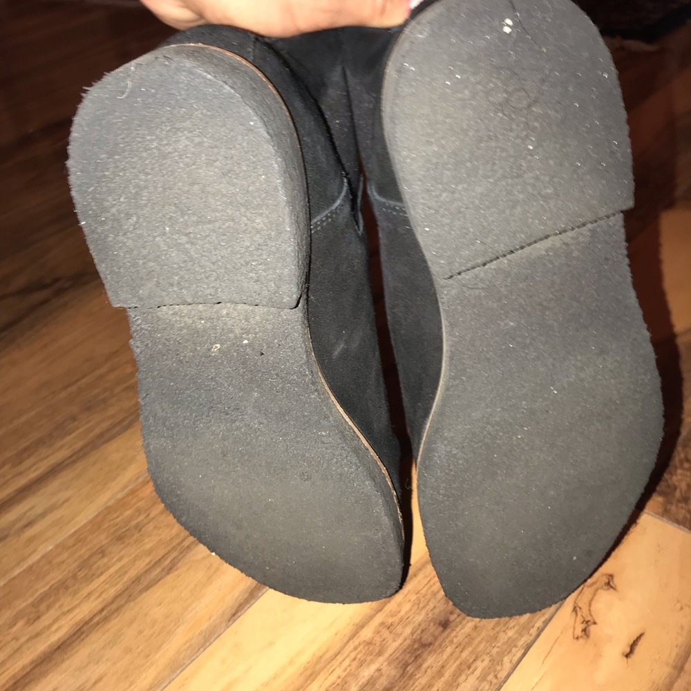 Mens black suede Chelsea boots